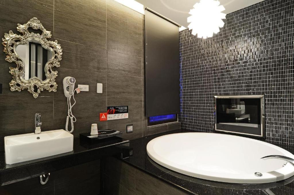 M Hotel Thị trấn Thảo Đồn Ngoại thất bức ảnh